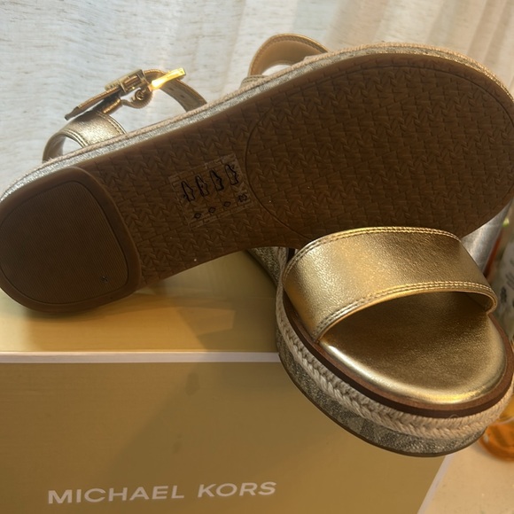 Michael Kors Gold Women's Sandals - Picture 5 of 5